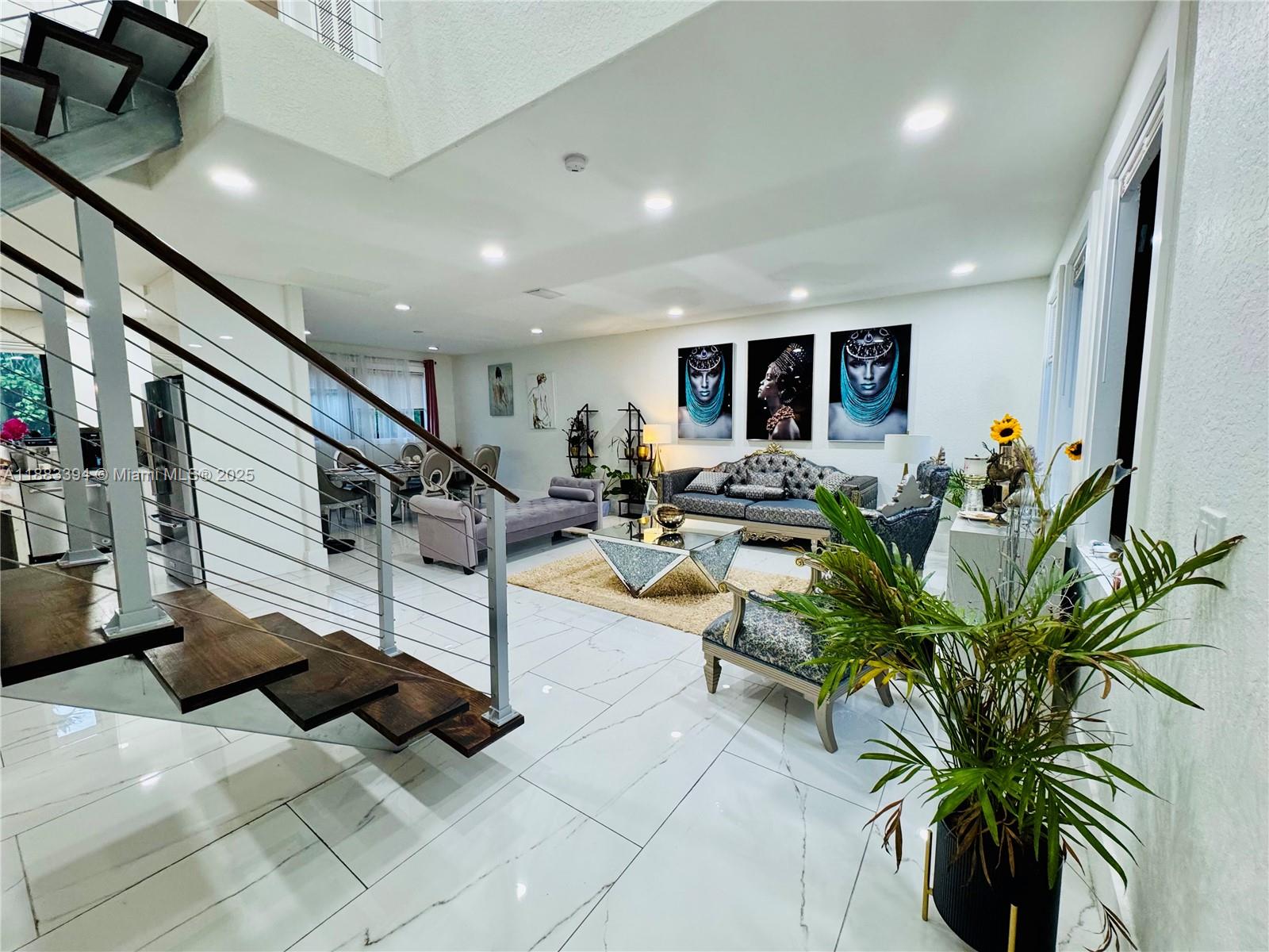 CUTLER CAY - Residential