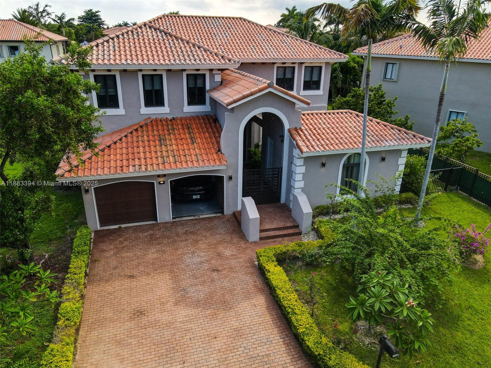 CUTLER CAY - Residential
