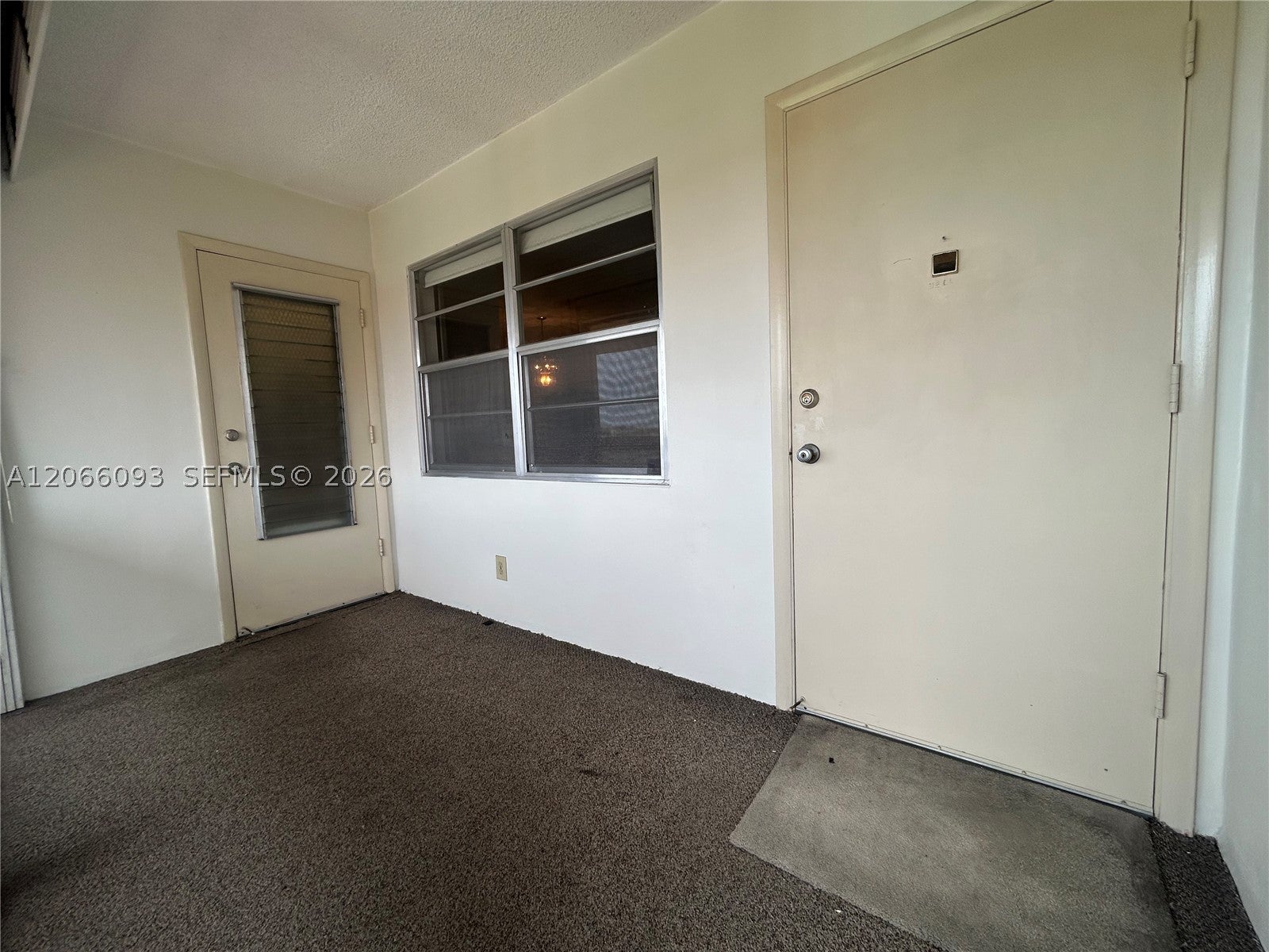 5300 Washington St U503