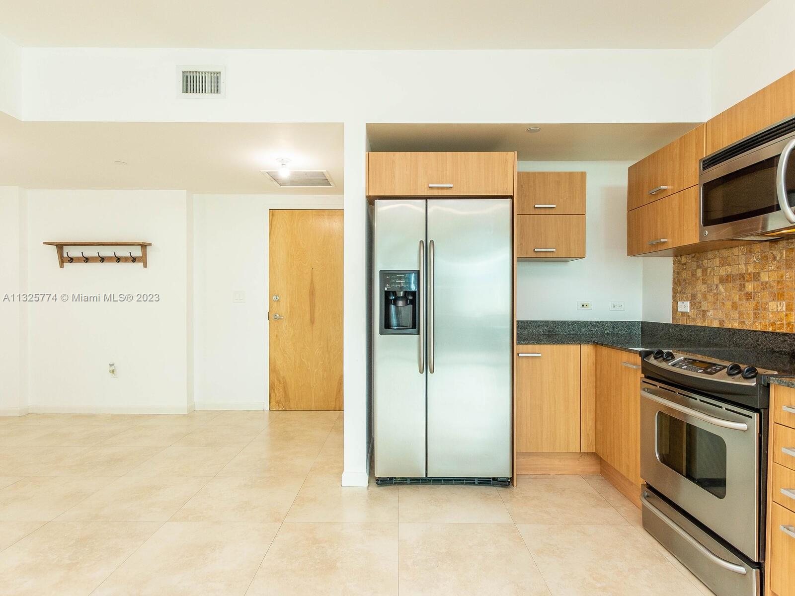 WIND CONDO - Residential