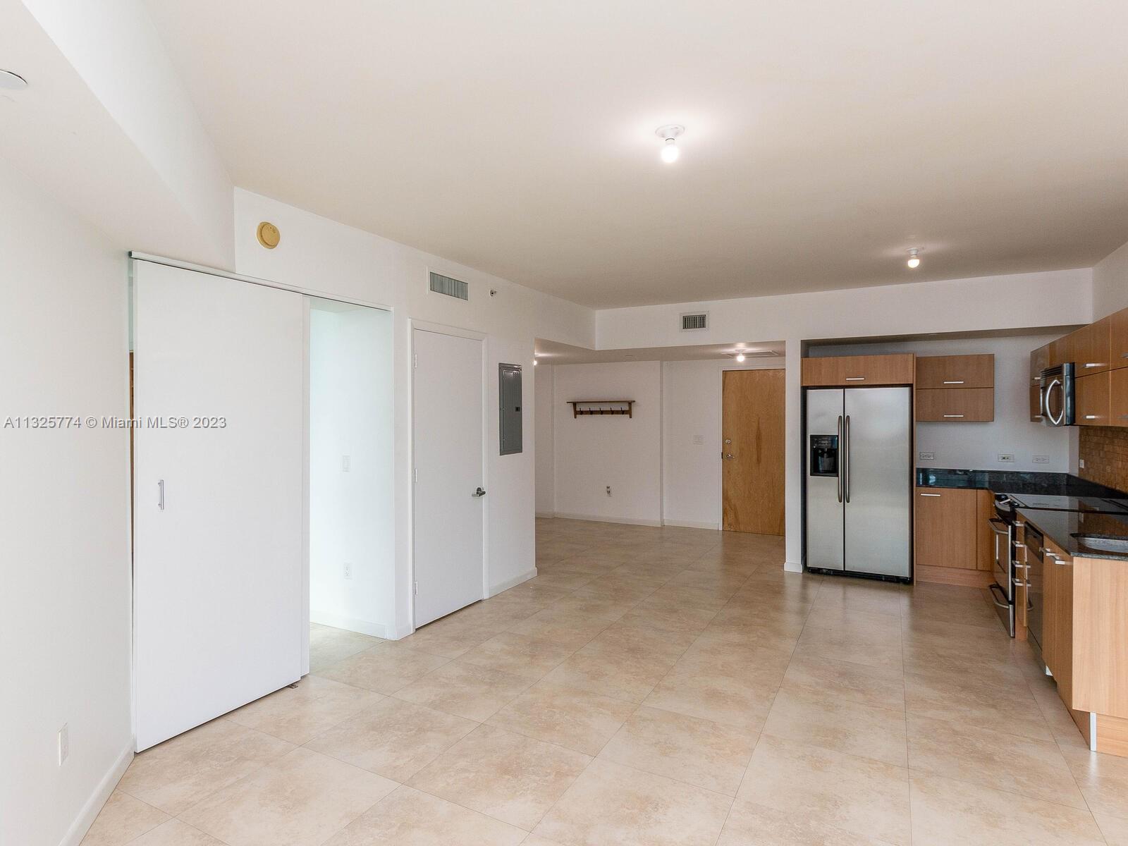 WIND CONDO - Residential