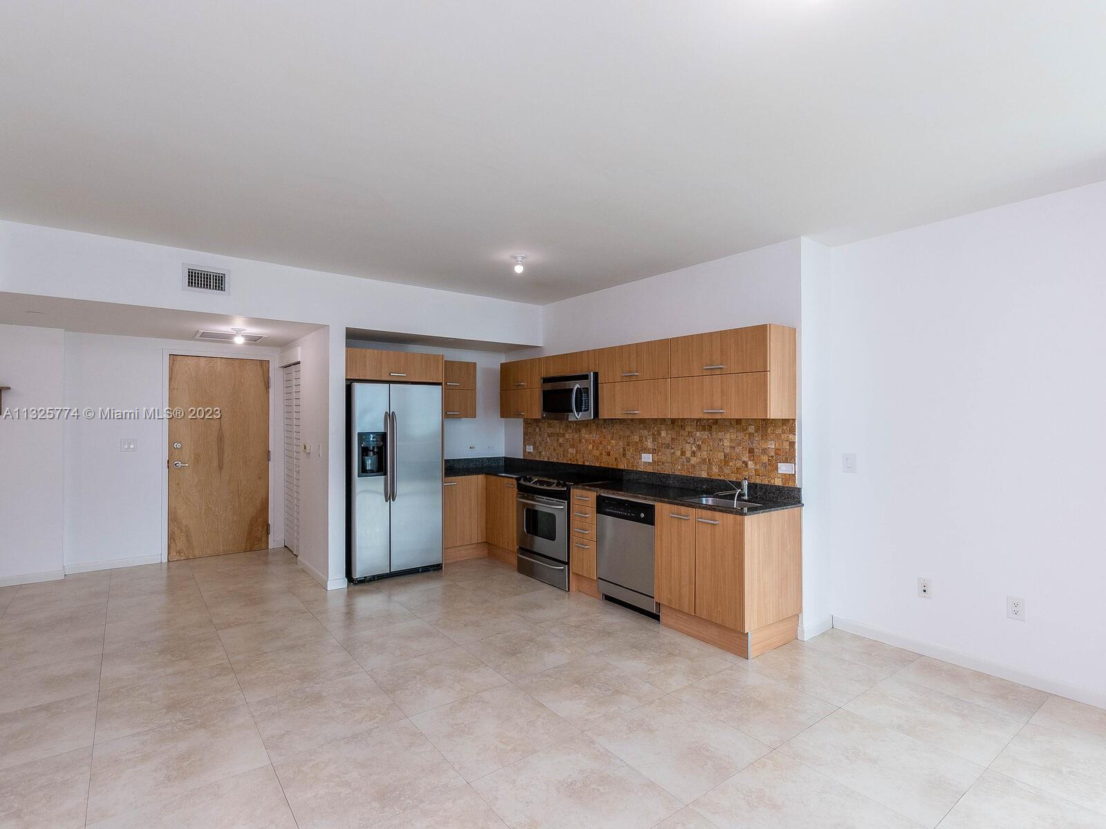 WIND CONDO - Residential