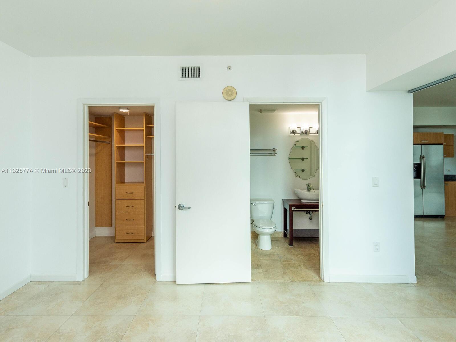 WIND CONDO - Residential