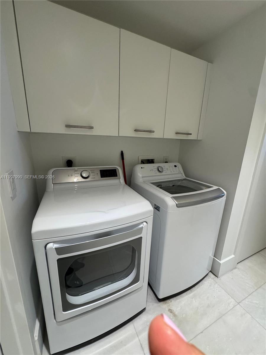 JADE OCEAN CONDO - Residential Lease