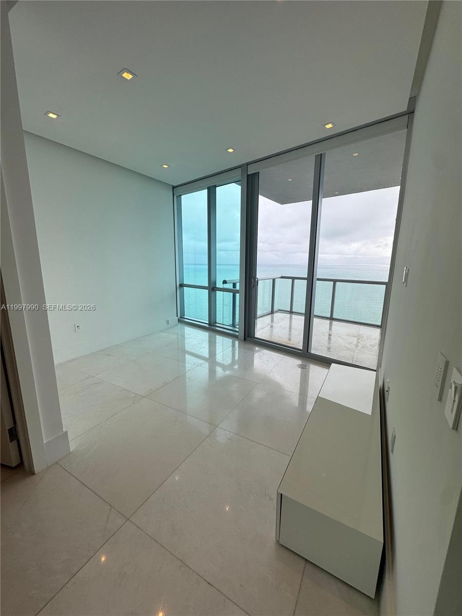 JADE OCEAN CONDO - Residential Lease
