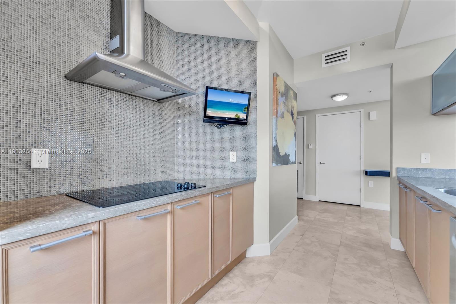 SAYAN CONDO - Residential Lease