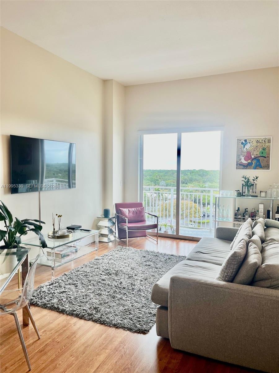 DOWNTOWN DADELAND CONDO N - Residential Lease