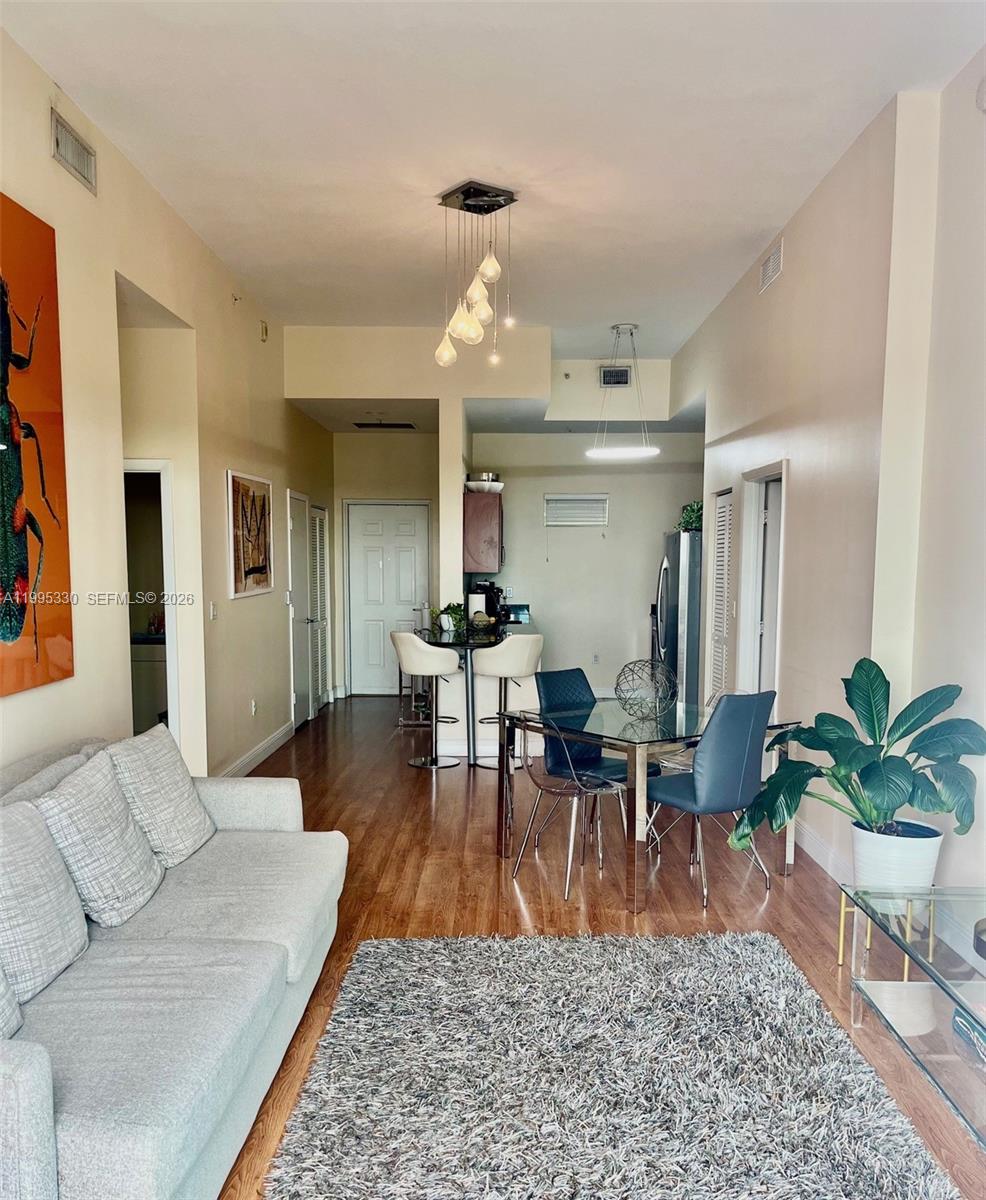 DOWNTOWN DADELAND CONDO N - Residential Lease