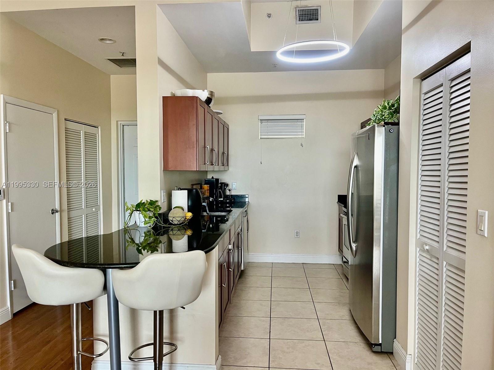 DOWNTOWN DADELAND CONDO N - Residential Lease