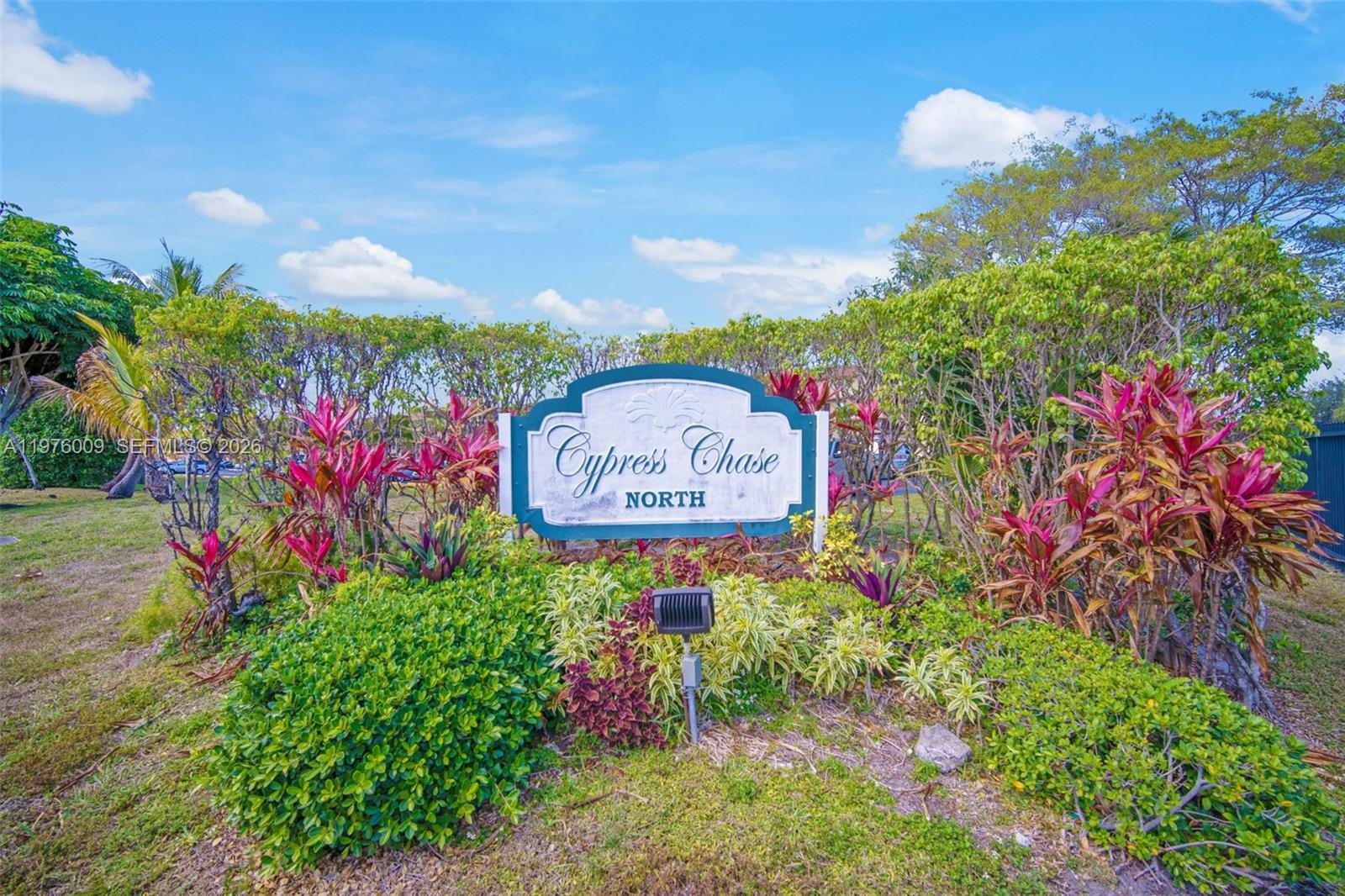 CYPRESS CHASE NORTH NO 3 - Residential