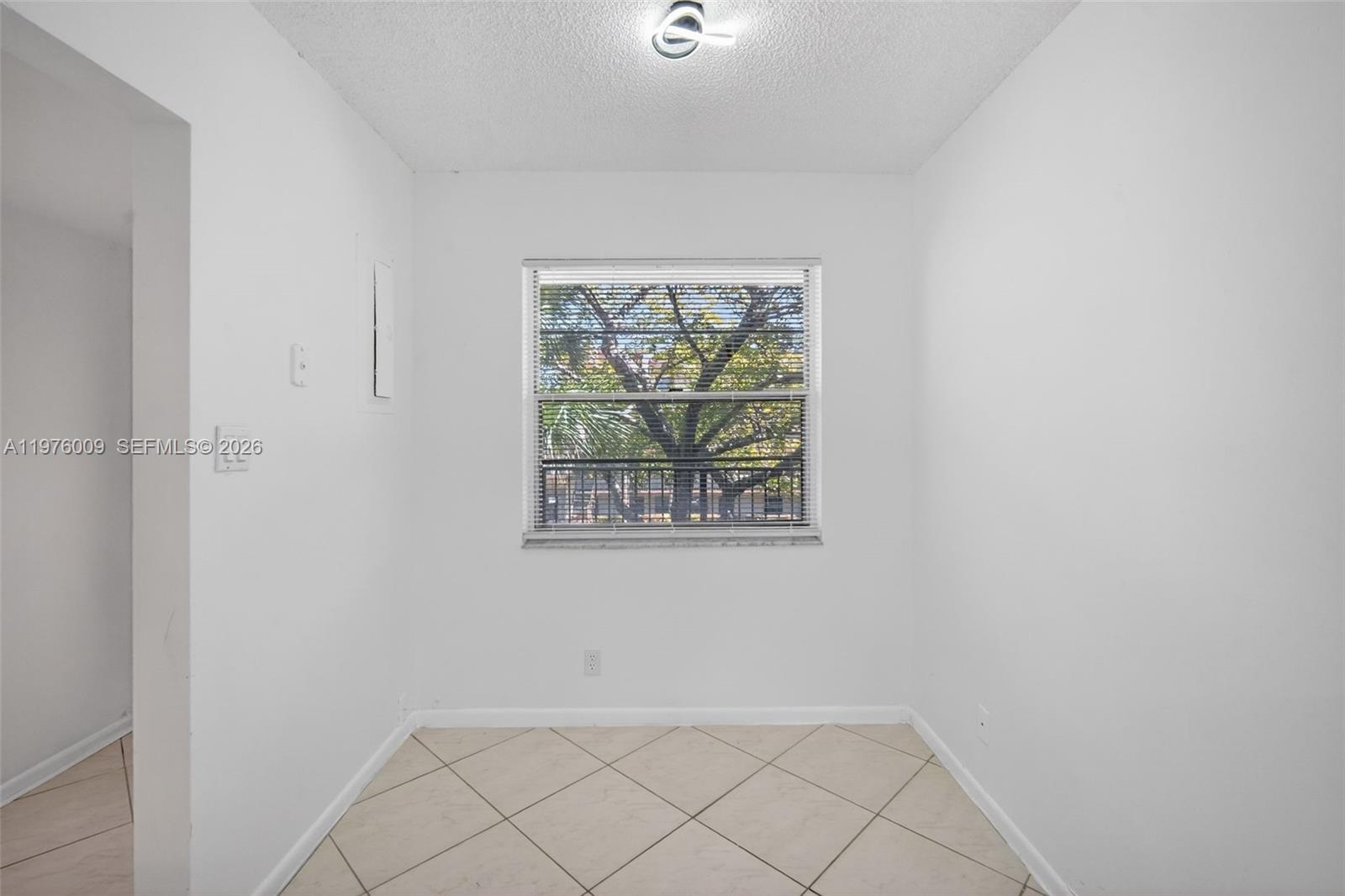 CYPRESS CHASE NORTH NO 3 - Residential