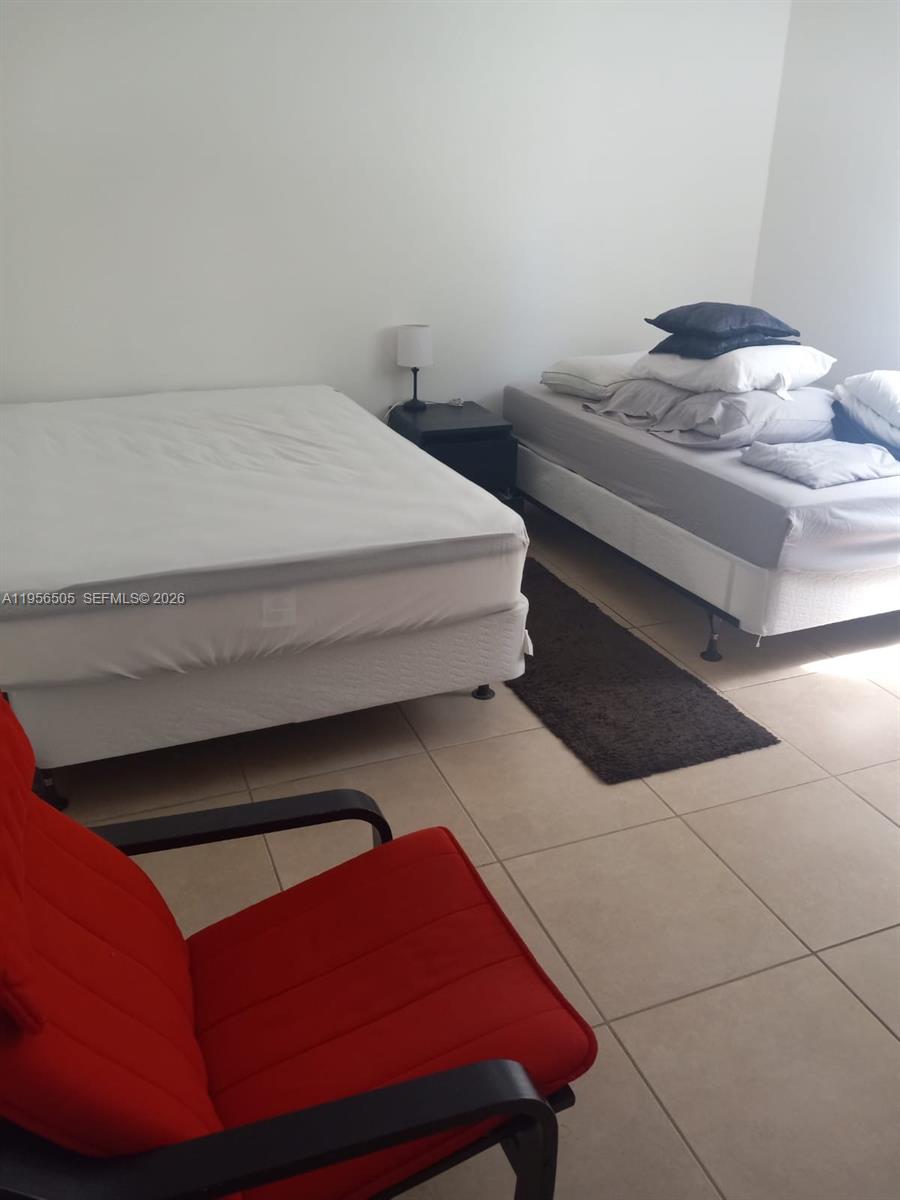 800 N Miami Ave E-207