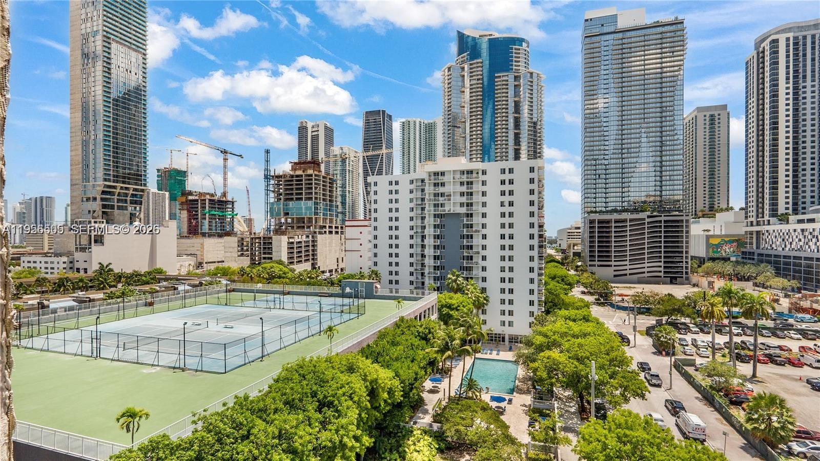 800 N Miami Ave E-207