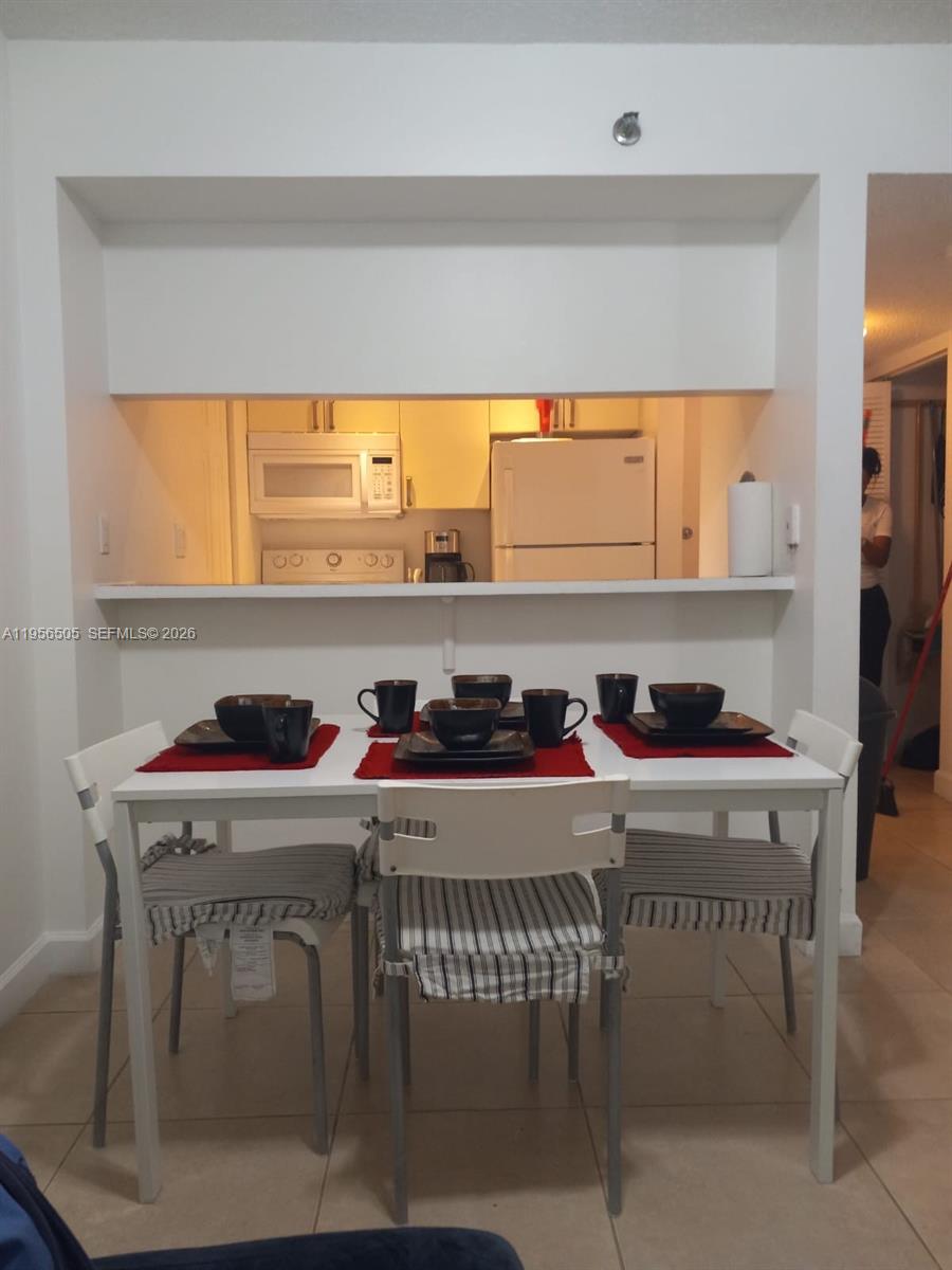 800 N Miami Ave E-207