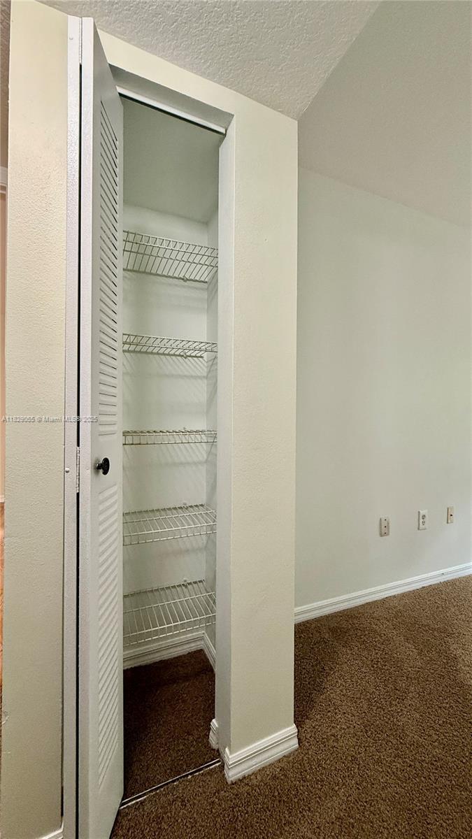 Emerald Isle at Laguna Lak - Residential