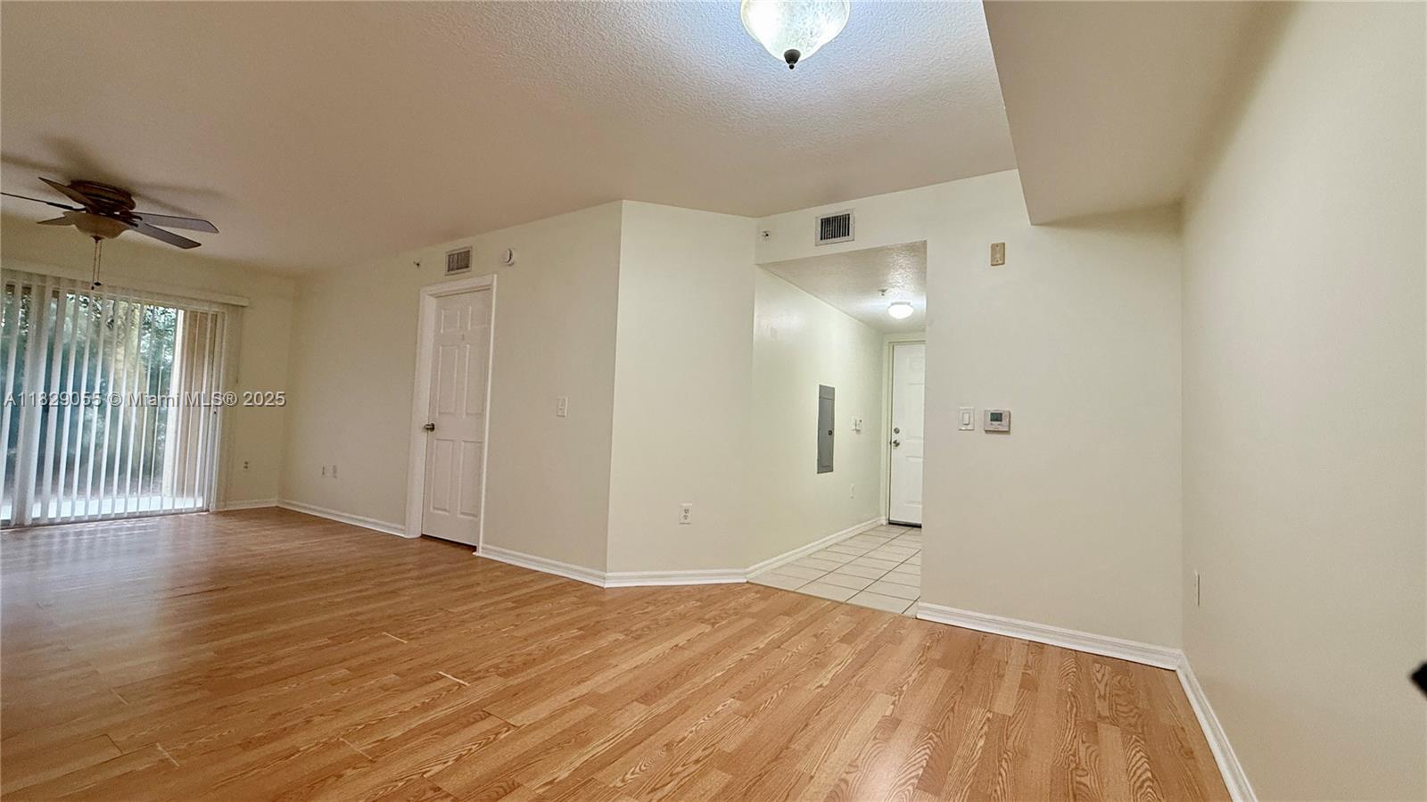 Emerald Isle at Laguna Lak - Residential