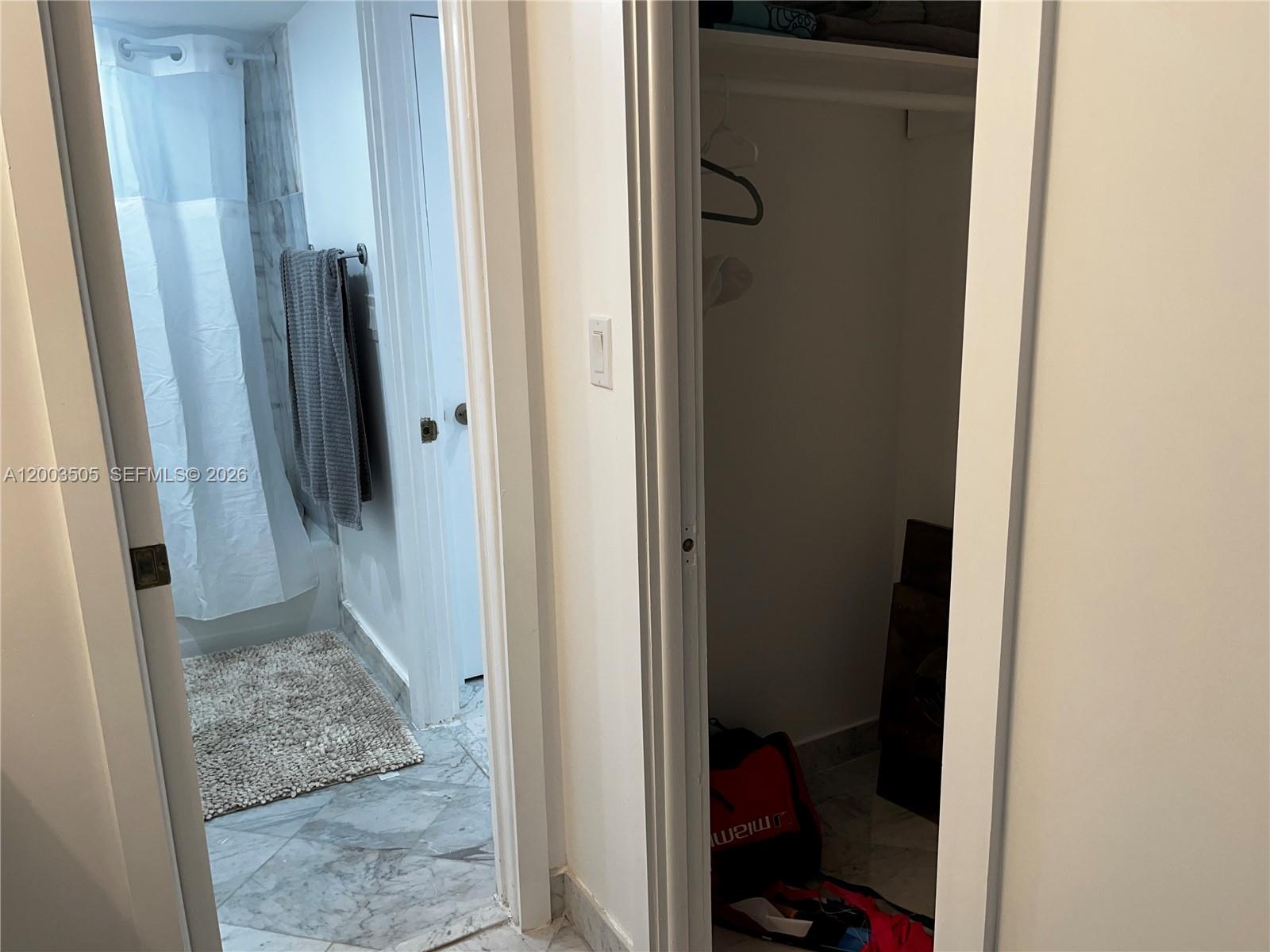 THE PRESIDENTIAL CONDO - Residential Lease