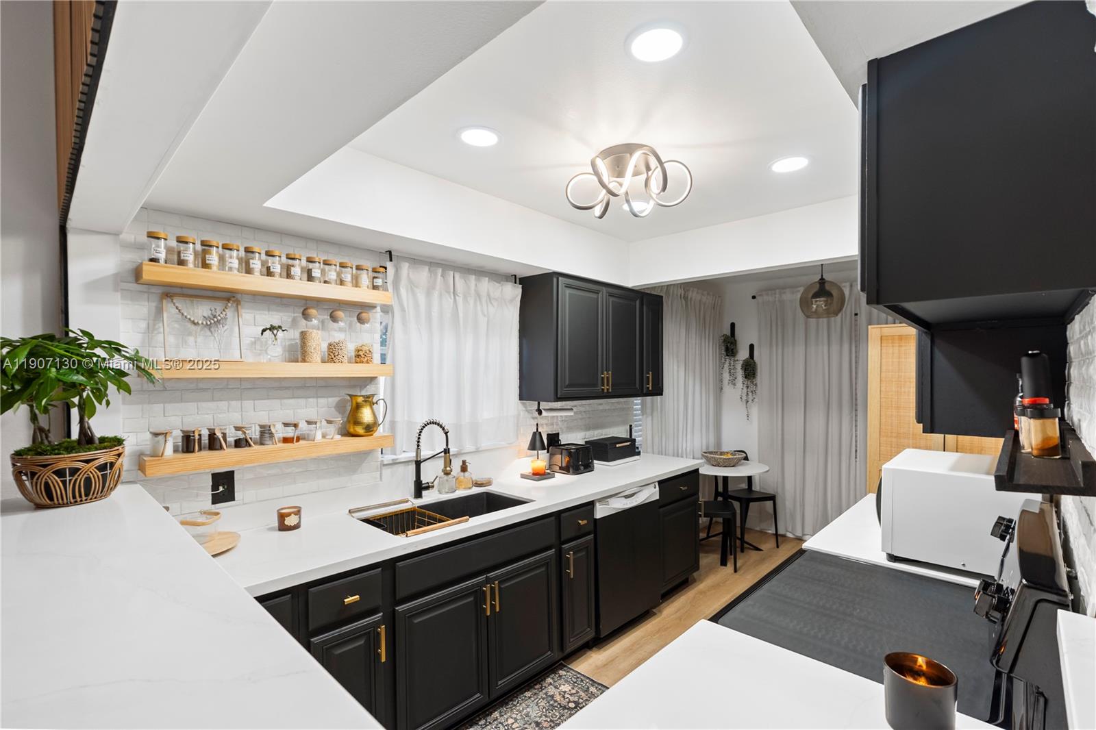 Everglades Sugar - Residential