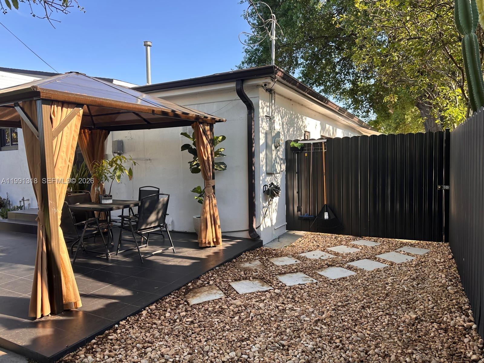 VIRGINIA GARDENS ESTATES - Residential