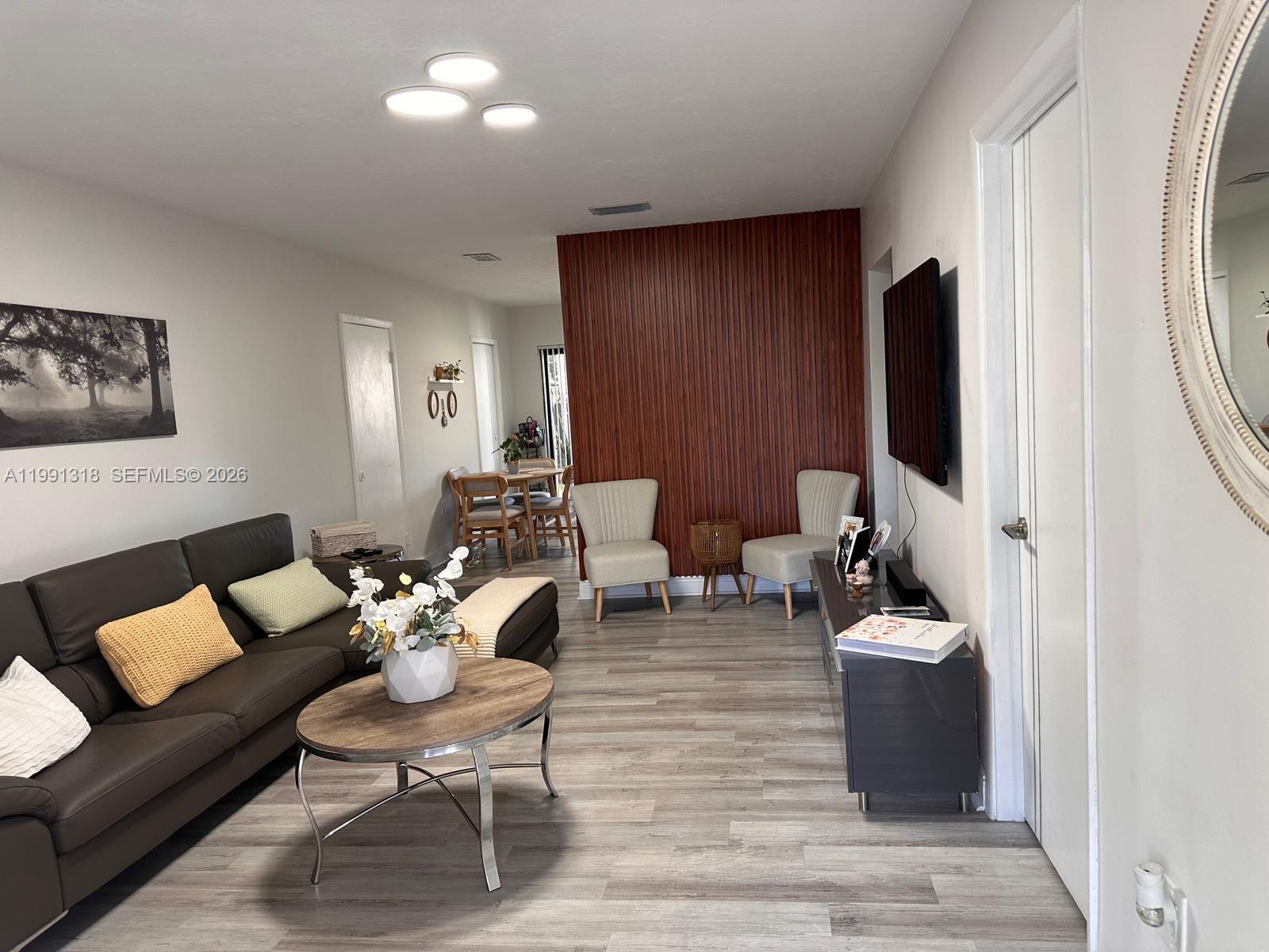 View photos, virtual tours, details...