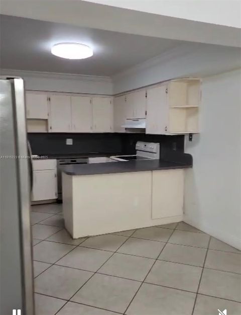 1750 W 56th St 108 Hialeah FL 33012