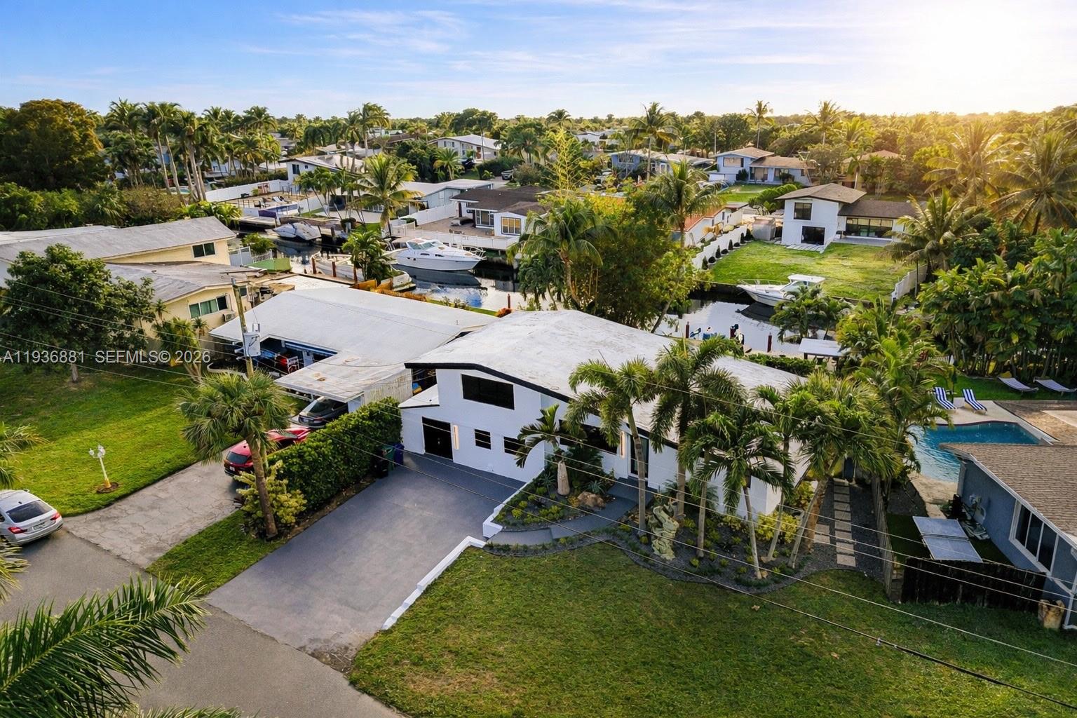 LAUDERDALE ISLES NO 2-BLK - Residential
