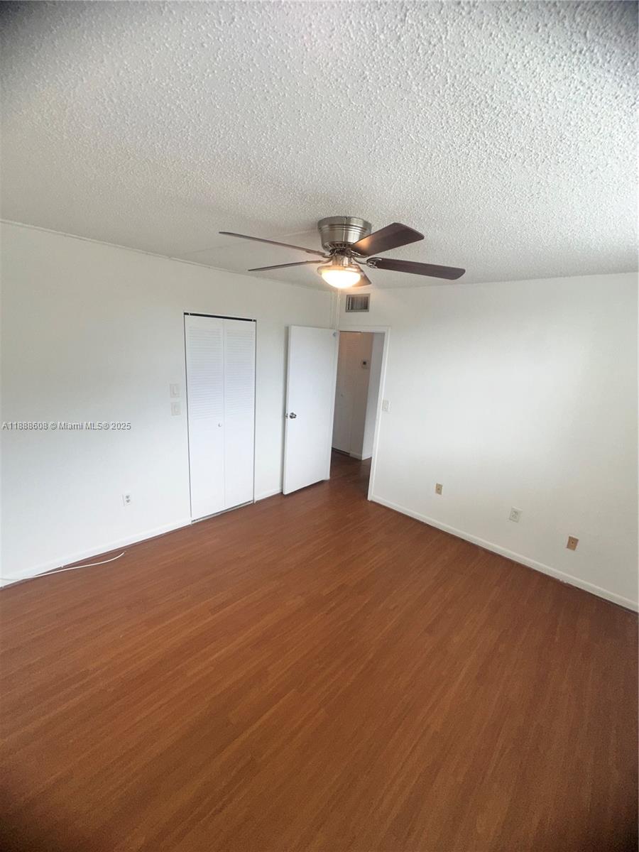 COURTYARDS OF BROWARD CON - Residential Lease