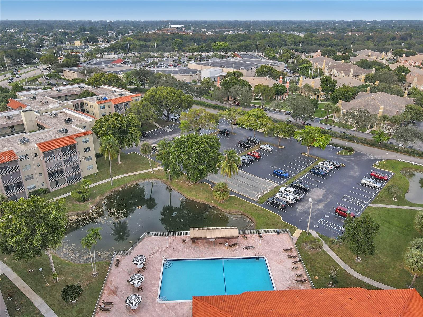 COURTYARDS OF BROWARD CON - Residential Lease