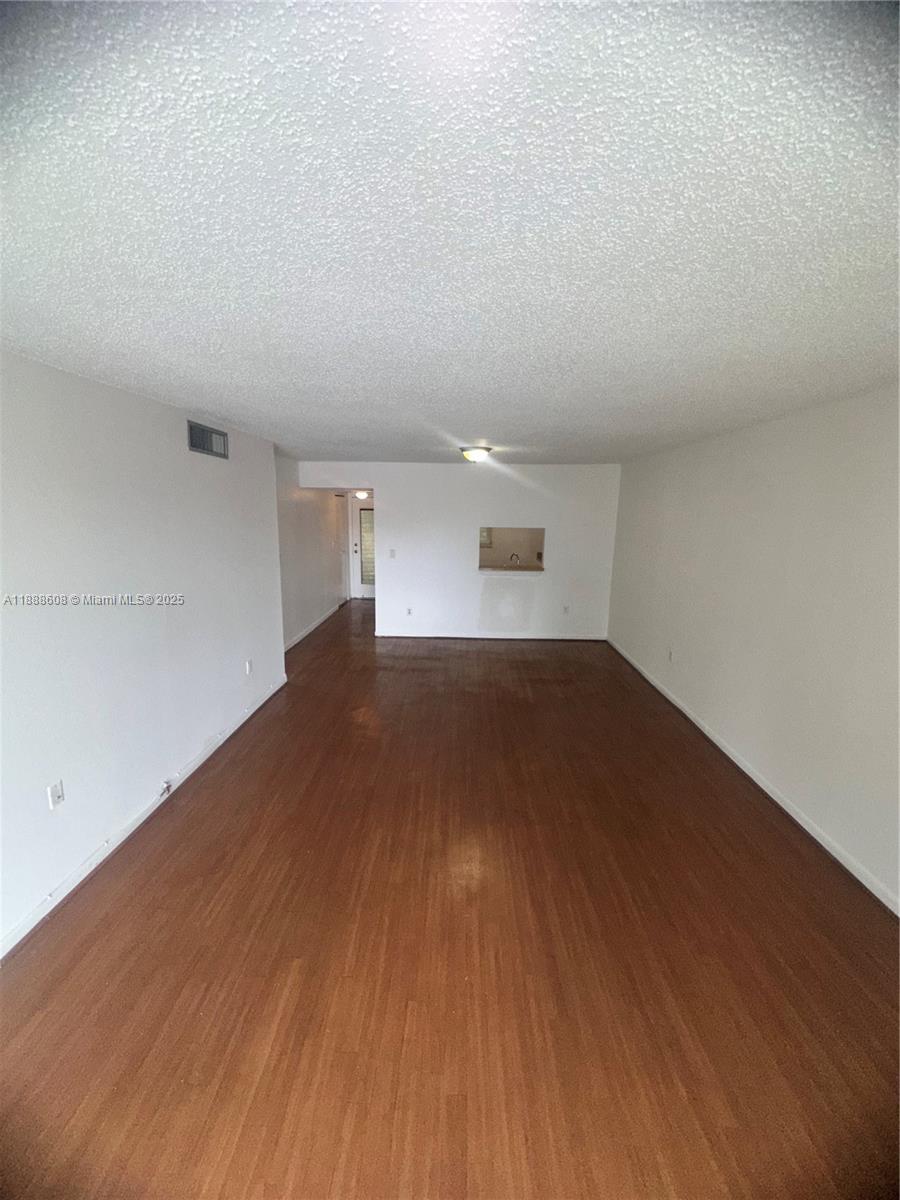 COURTYARDS OF BROWARD CON - Residential Lease