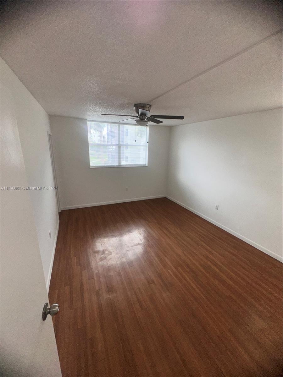 COURTYARDS OF BROWARD CON - Residential Lease