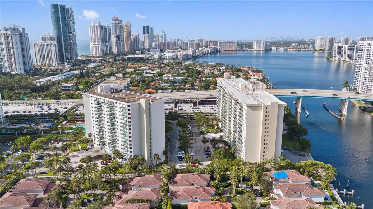 19380 Collins Ave 121