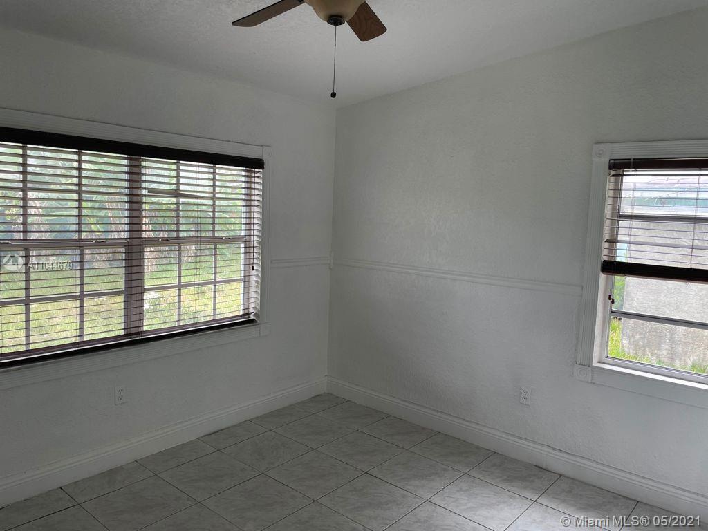 CRAVERO CLOVERLEAF ESTATE - Residential Lease