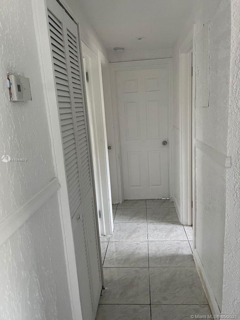 CRAVERO CLOVERLEAF ESTATE - Residential Lease