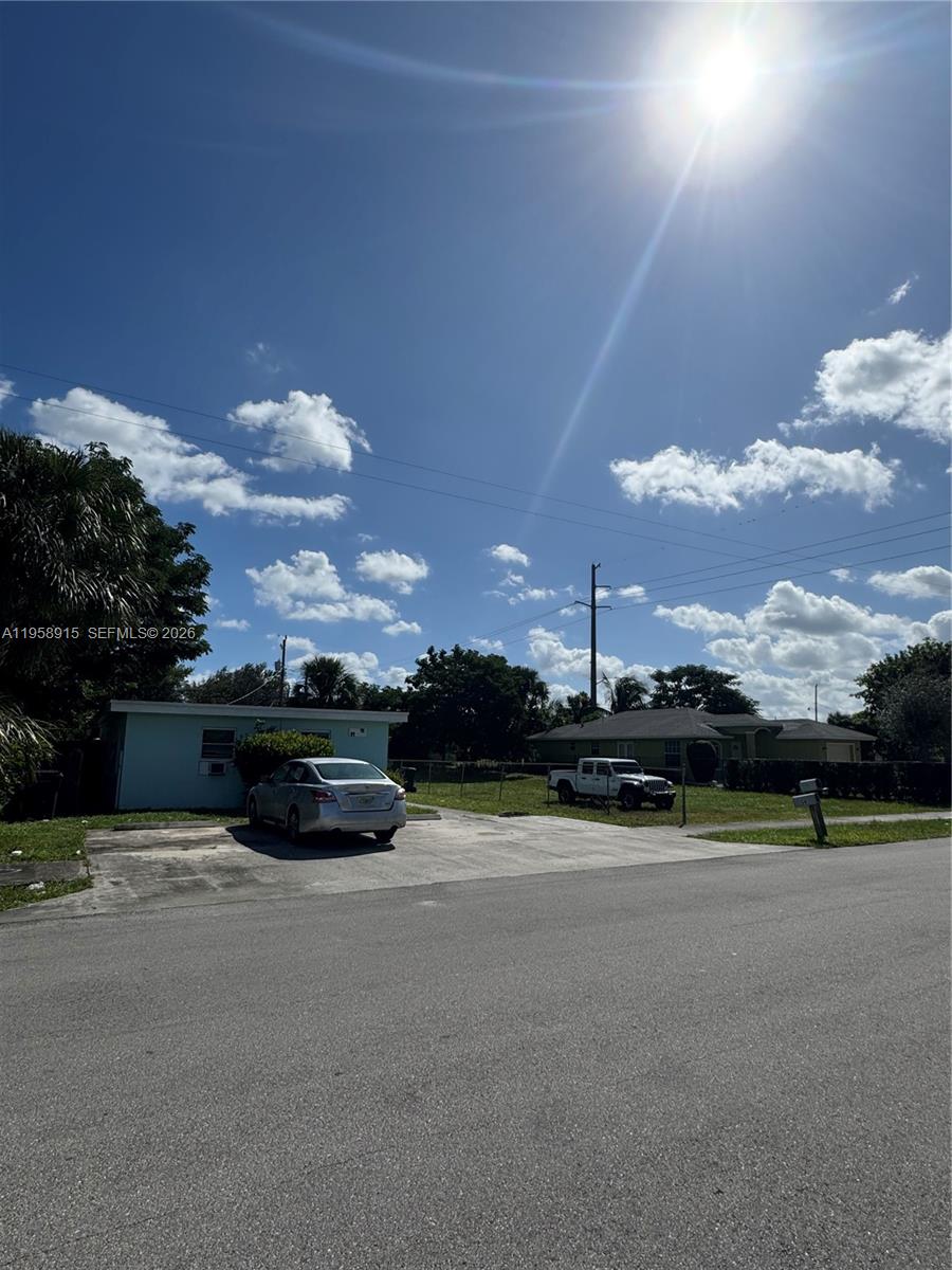 DELRAY TOWN OF - Commercial Sale