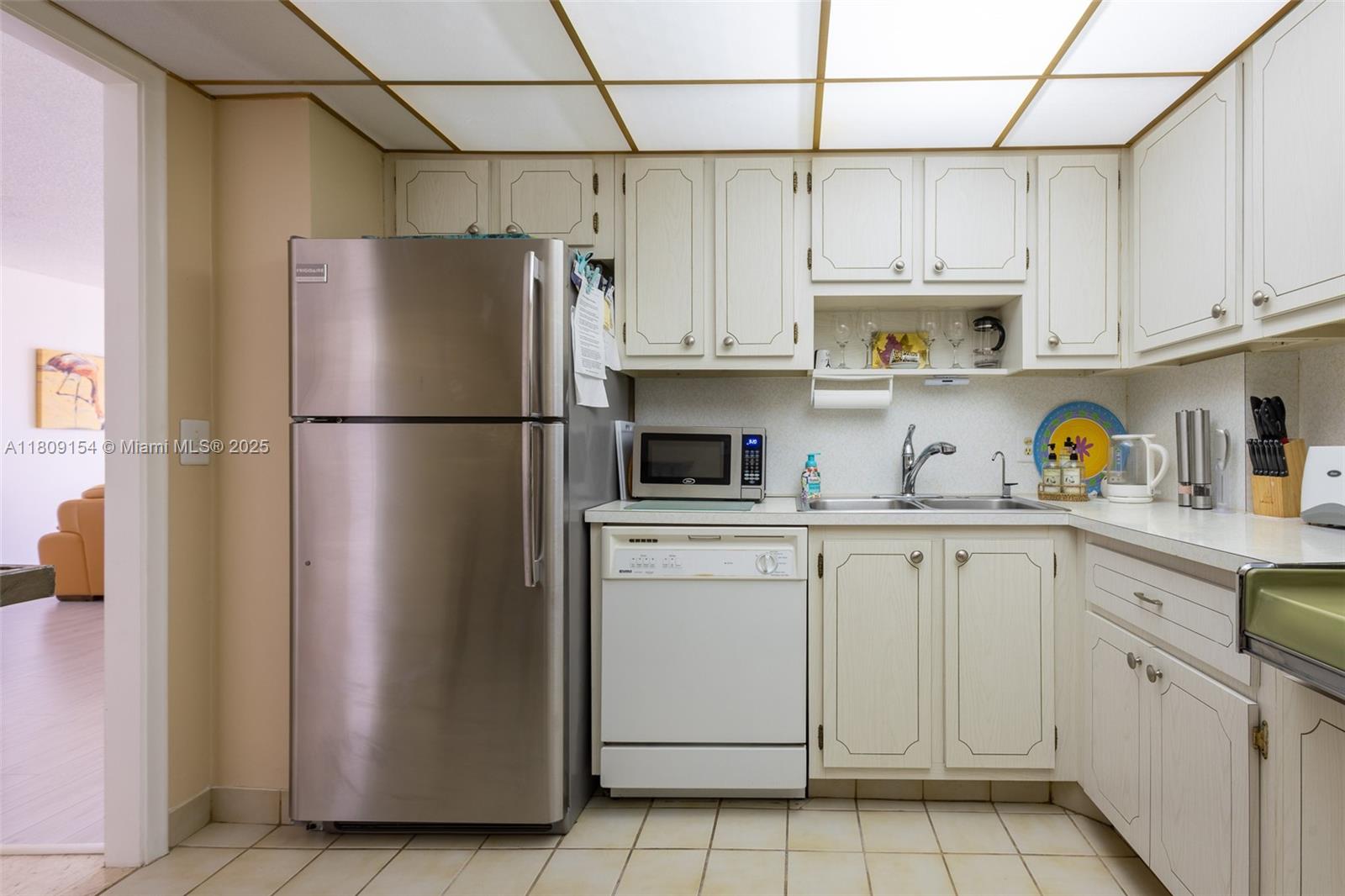 ROYAL COAST CONDO - Residential