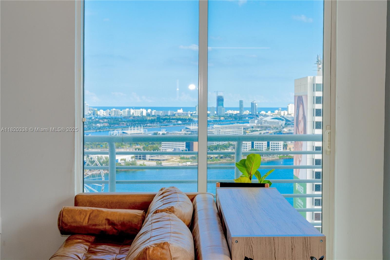 THE LOFT DOWNTOWN II CONDO - Residential Lease