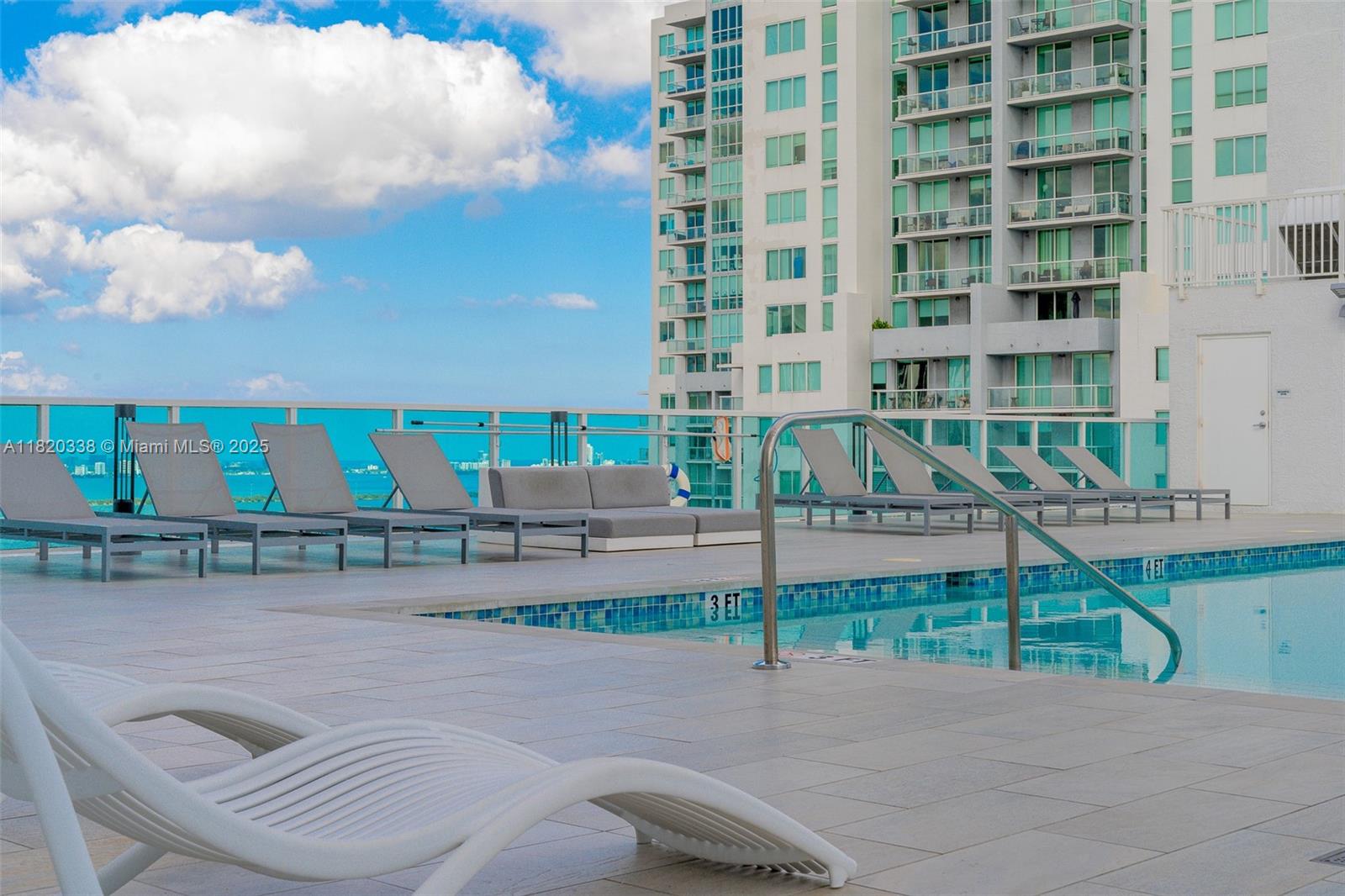 THE LOFT DOWNTOWN II CONDO - Residential Lease