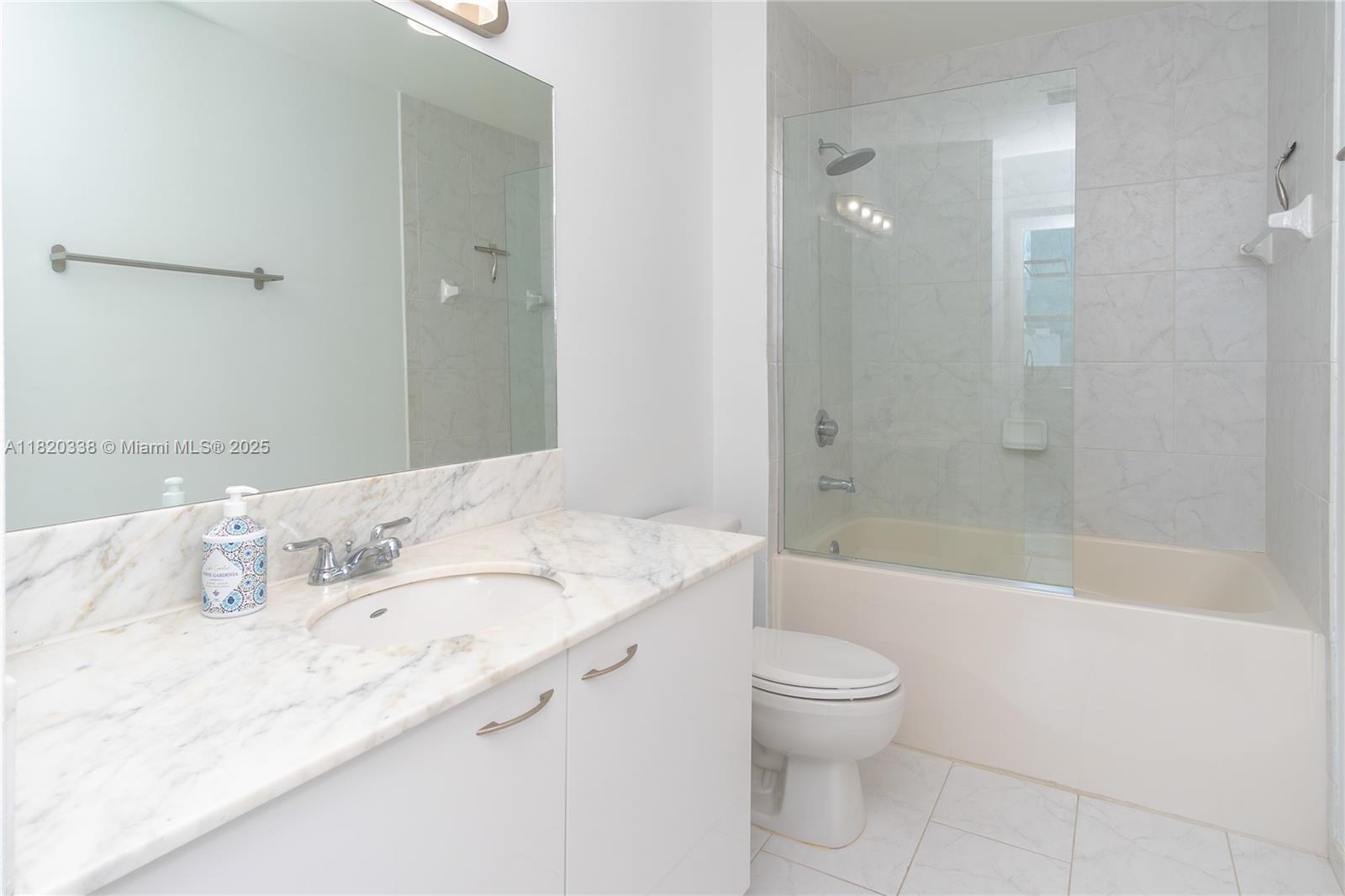 THE LOFT DOWNTOWN II CONDO - Residential Lease