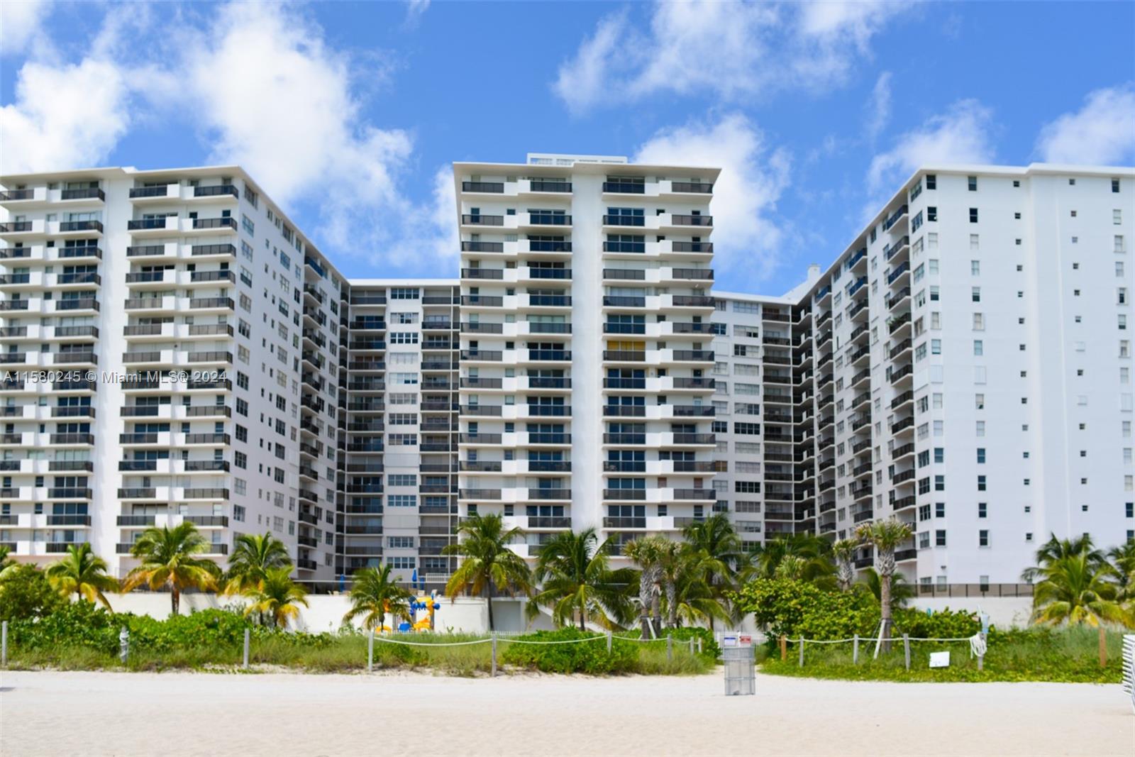Rental Property at 6039 Collins Ave 937, Miami Beach, Miami-Dade County, Florida - Bedrooms: 2 
Bathrooms: 2  - $3,650 MO.