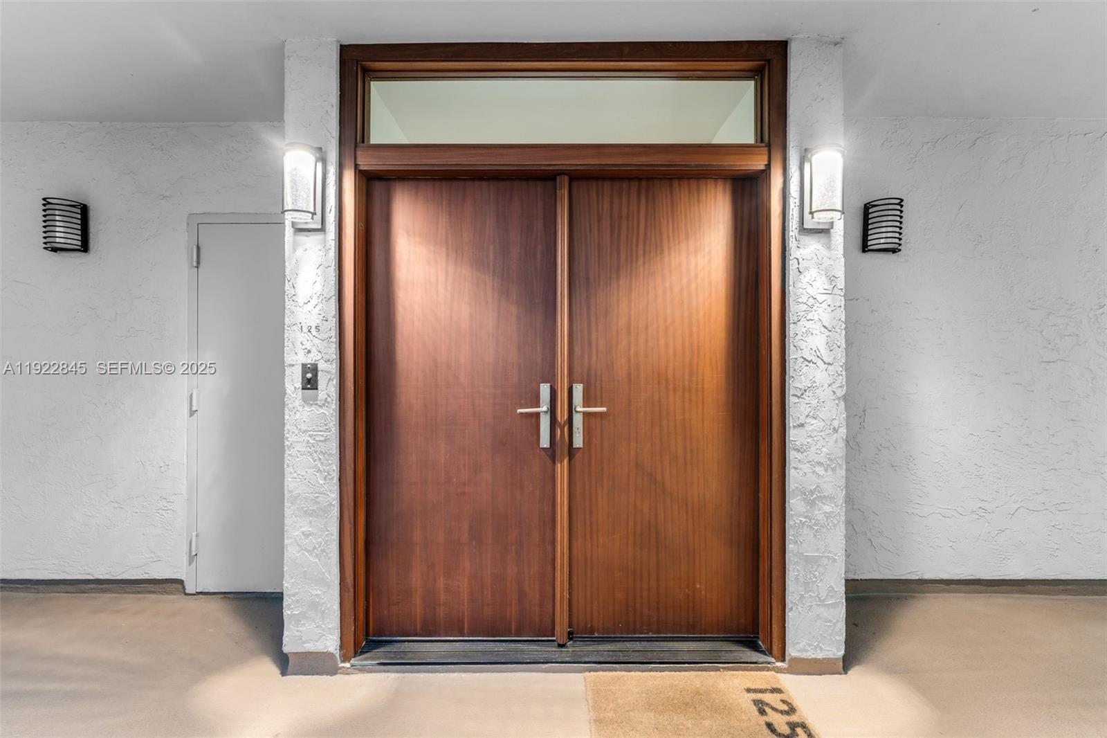 161 Crandon Blvd 125