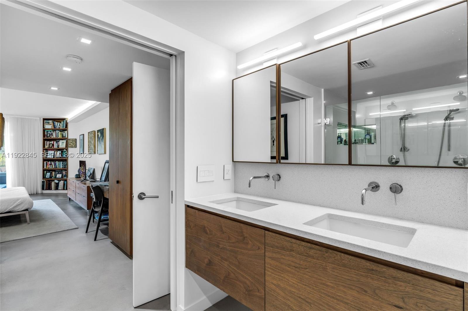 KEY COLONY NO 4 CONDO - Residential