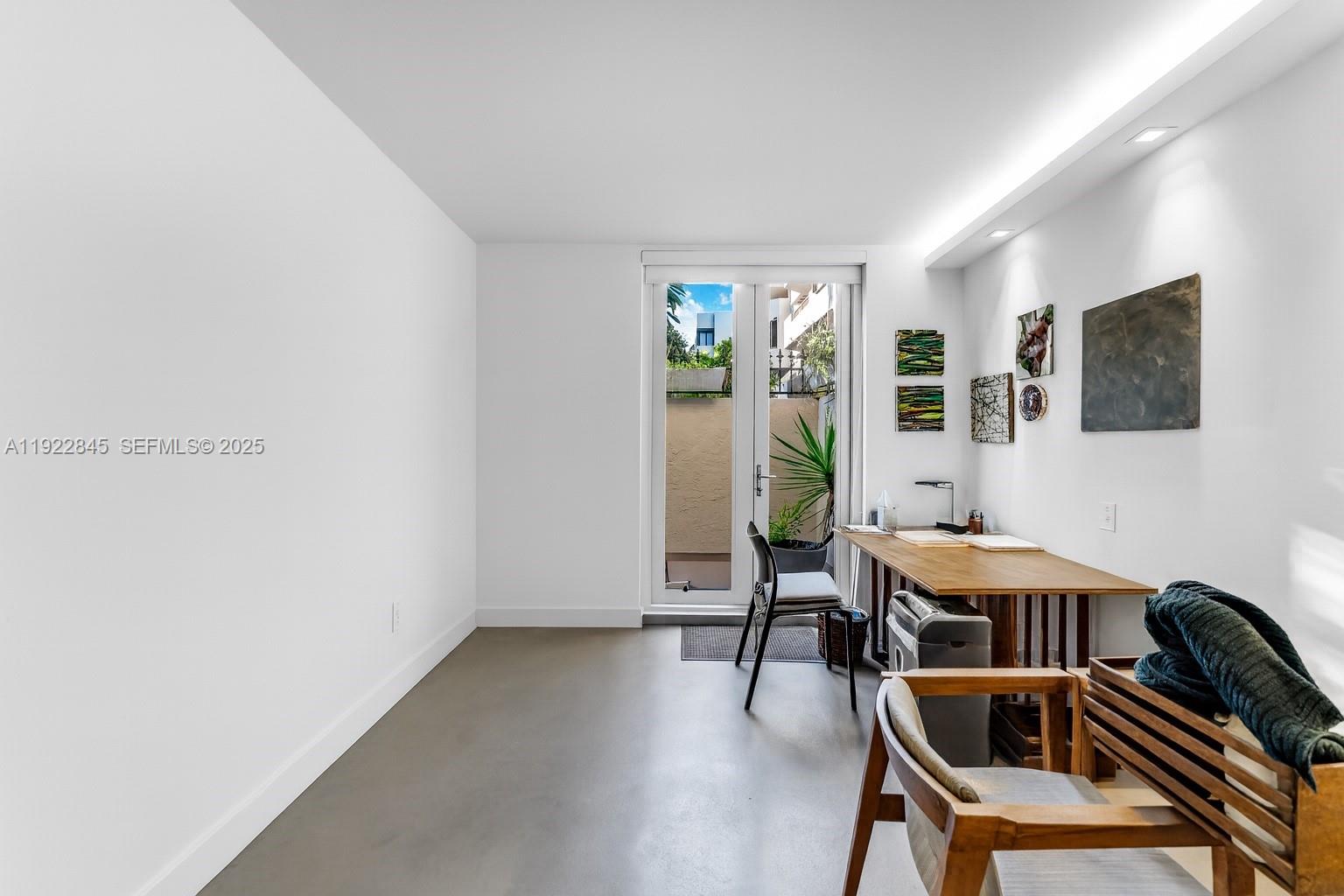 KEY COLONY NO 4 CONDO - Residential