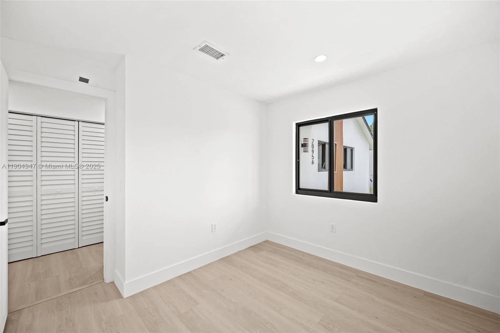 OAK PARK SEC 5 - Residential