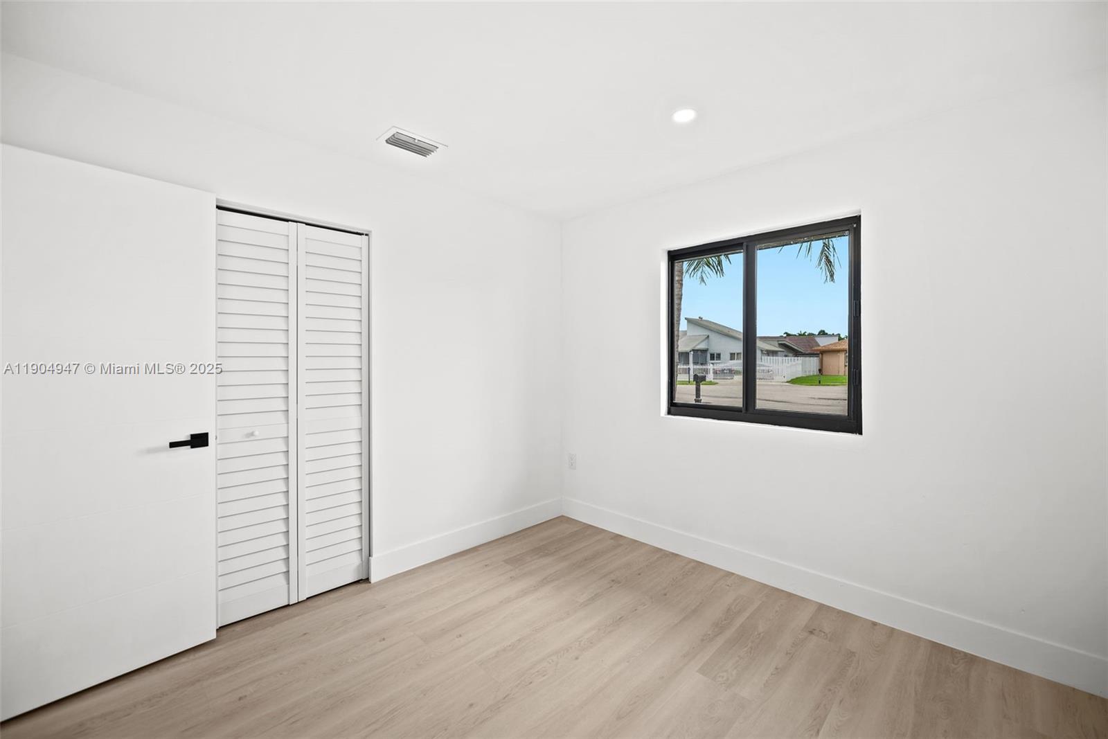 OAK PARK SEC 5 - Residential