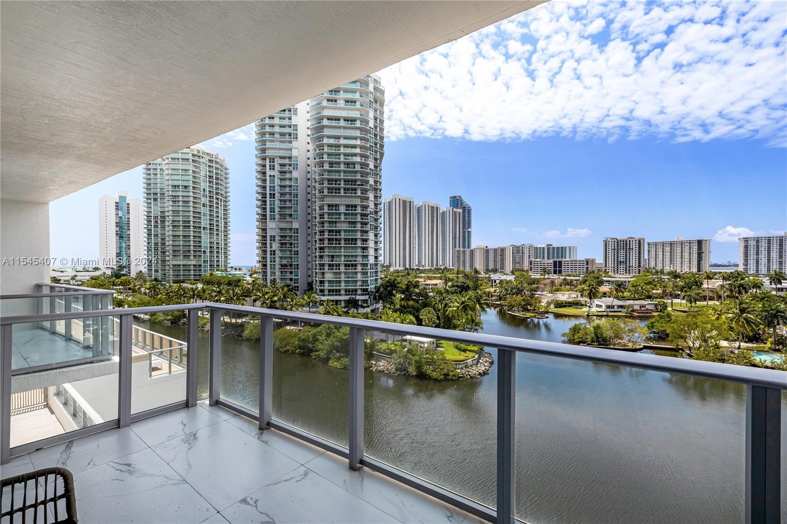 PARQUE TOWERS CONDO - Residential