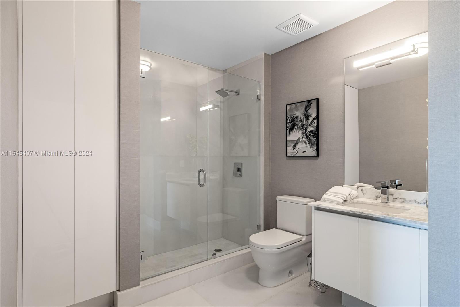 PARQUE TOWERS CONDO - Residential