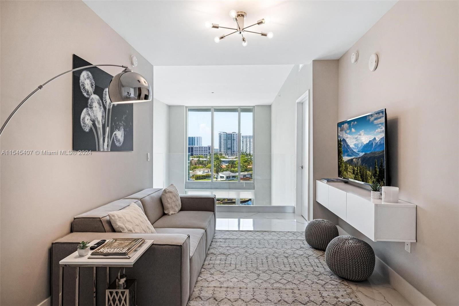 PARQUE TOWERS CONDO - Residential