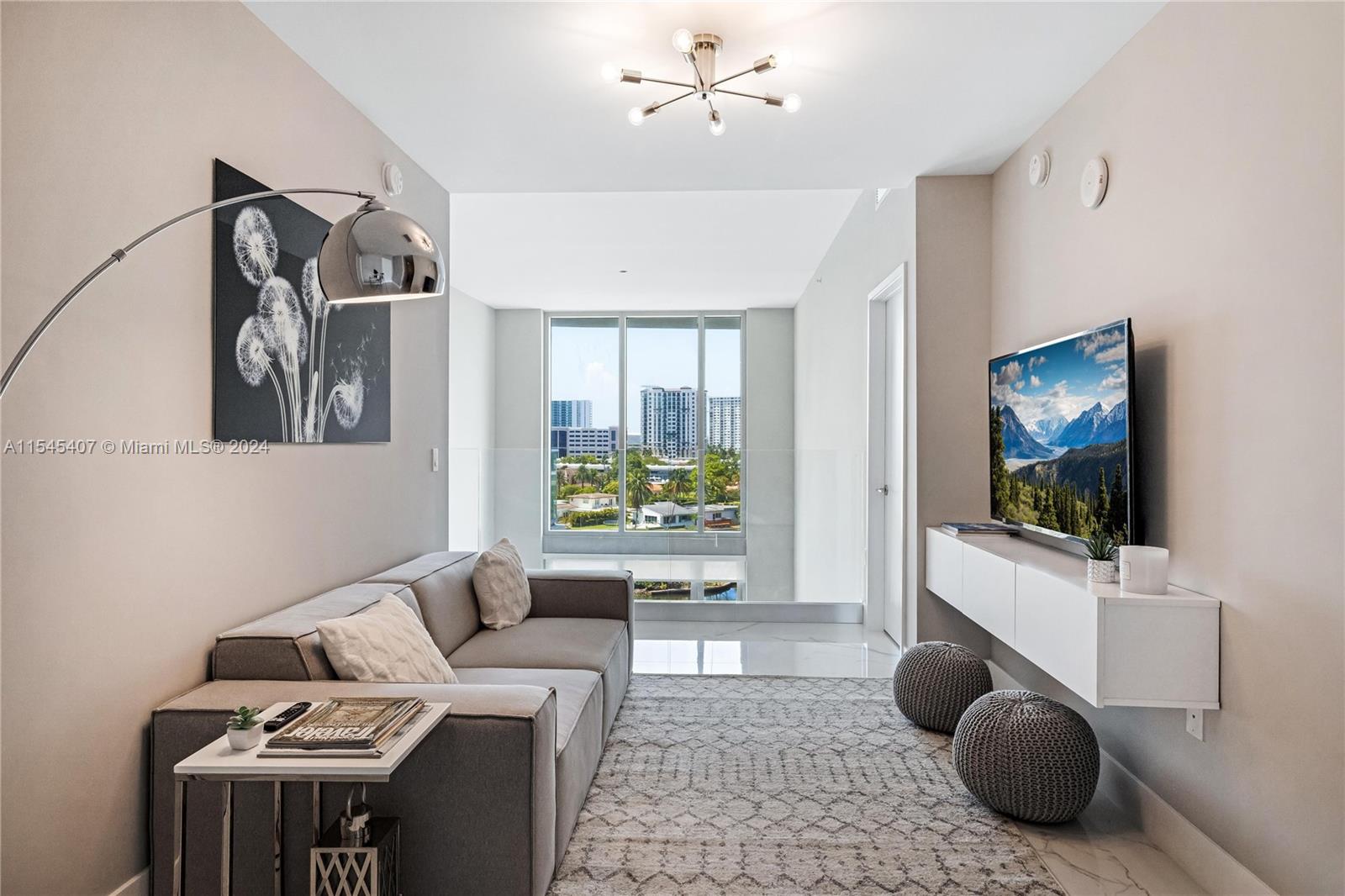 PARQUE TOWERS CONDO - Residential