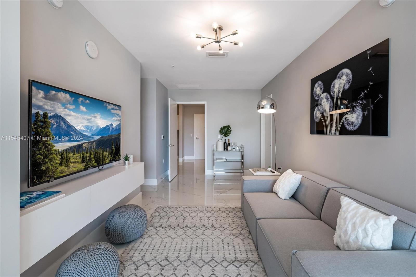 PARQUE TOWERS CONDO - Residential