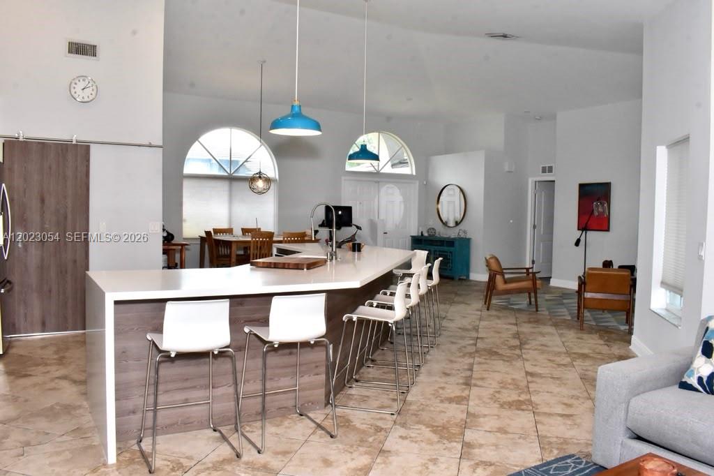 LANDINGS - Residential